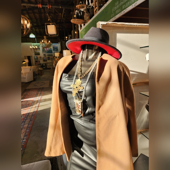 Unisex - Two Tone Red and Black Fedora - Picture 1 of 13